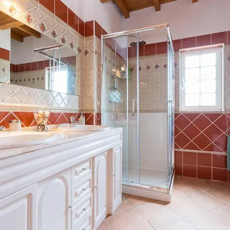 The Sun Hill Bed & Breakfast 3*