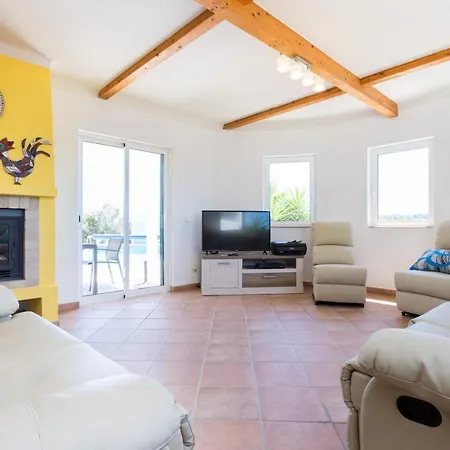 The Sun Hill Bed and Breakfast 3*