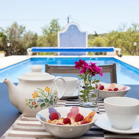 Bed & Breakfast The Sun Hill Lagos