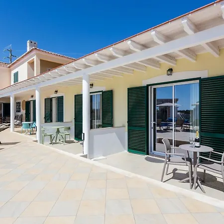 فندق مبيت وإفطار The Sun Hill لاغوس