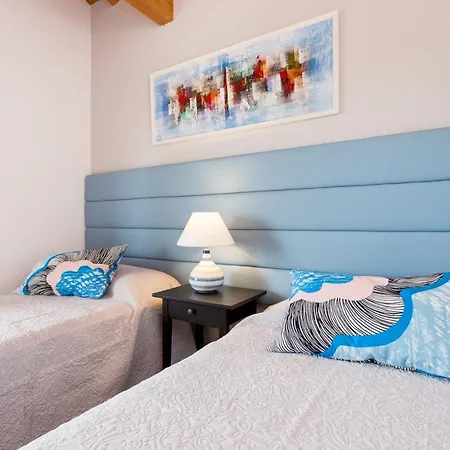 The Sun Hill لاغوس