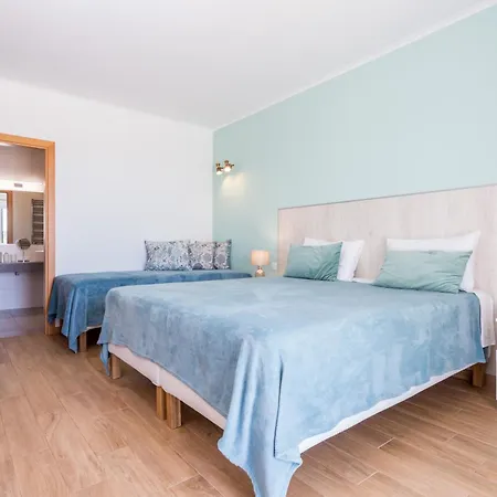 The Sun Hill 3* לאגוּ‏ש