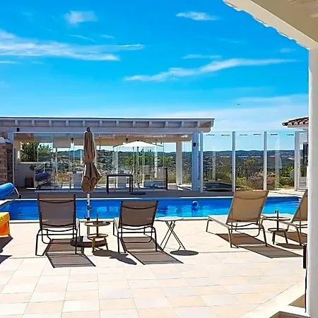 The Sun Hill Panzió 3*